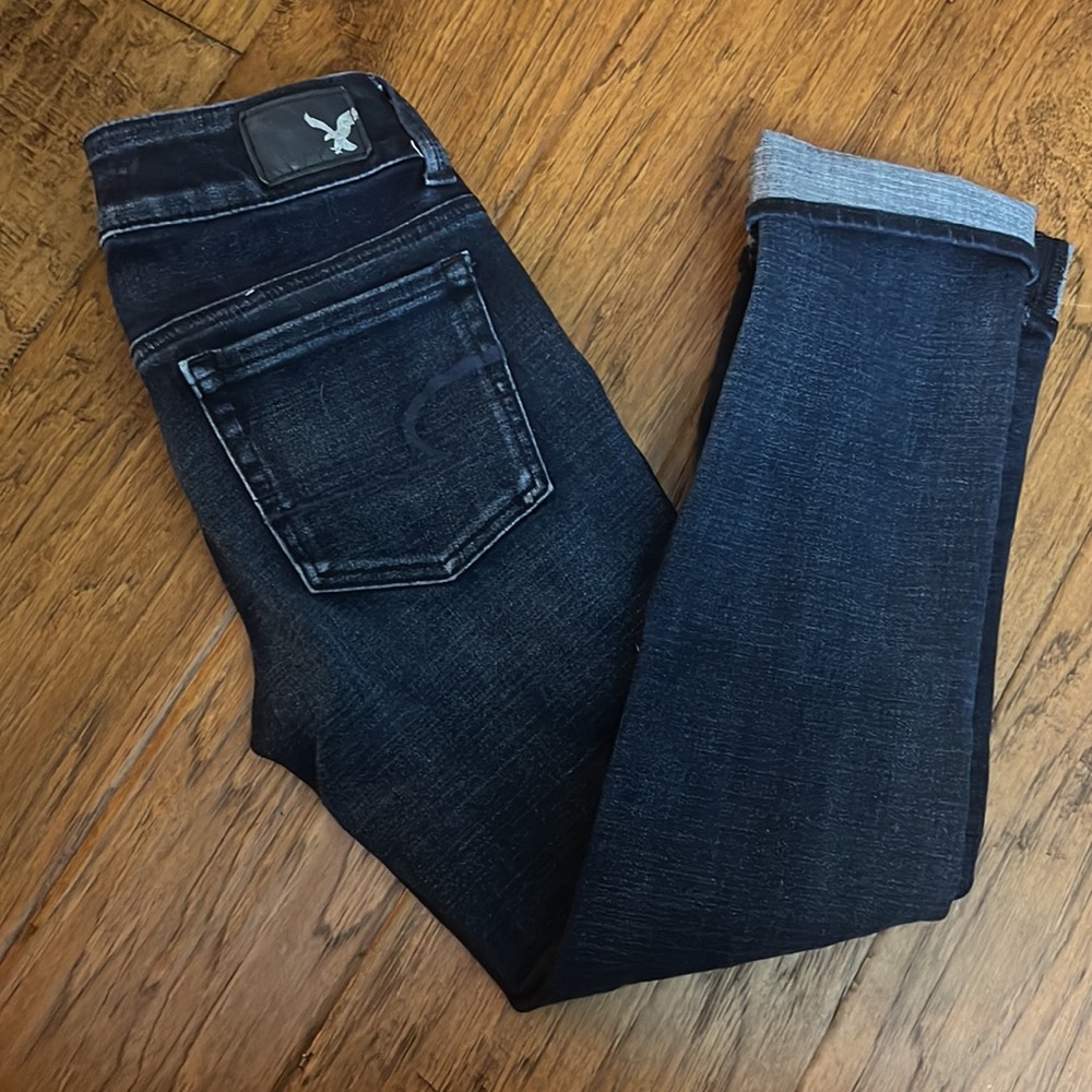 COPY - American Eagle Artist Crop Distressed Jeans - Picture 5 of 6